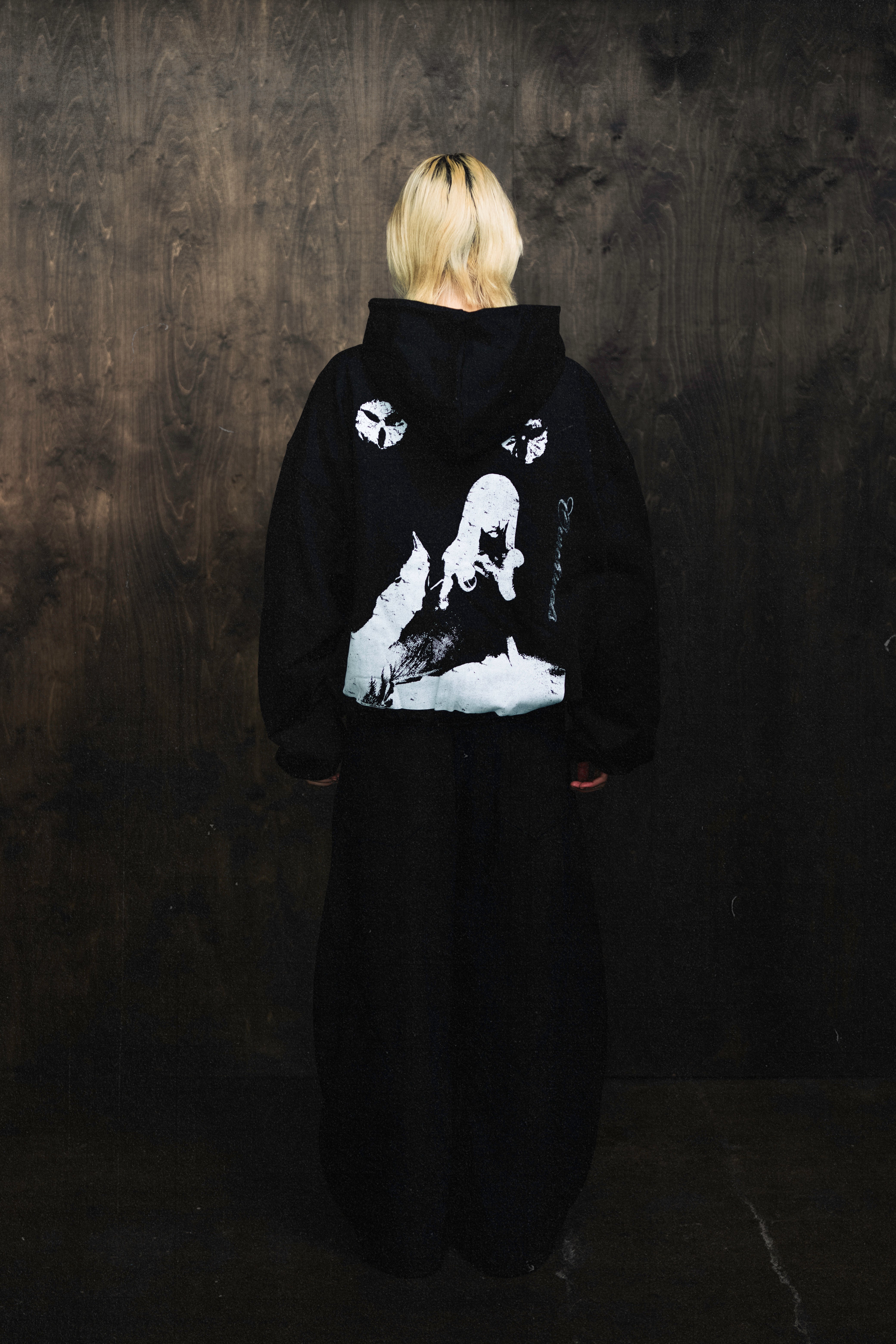 Hwa Hoodie