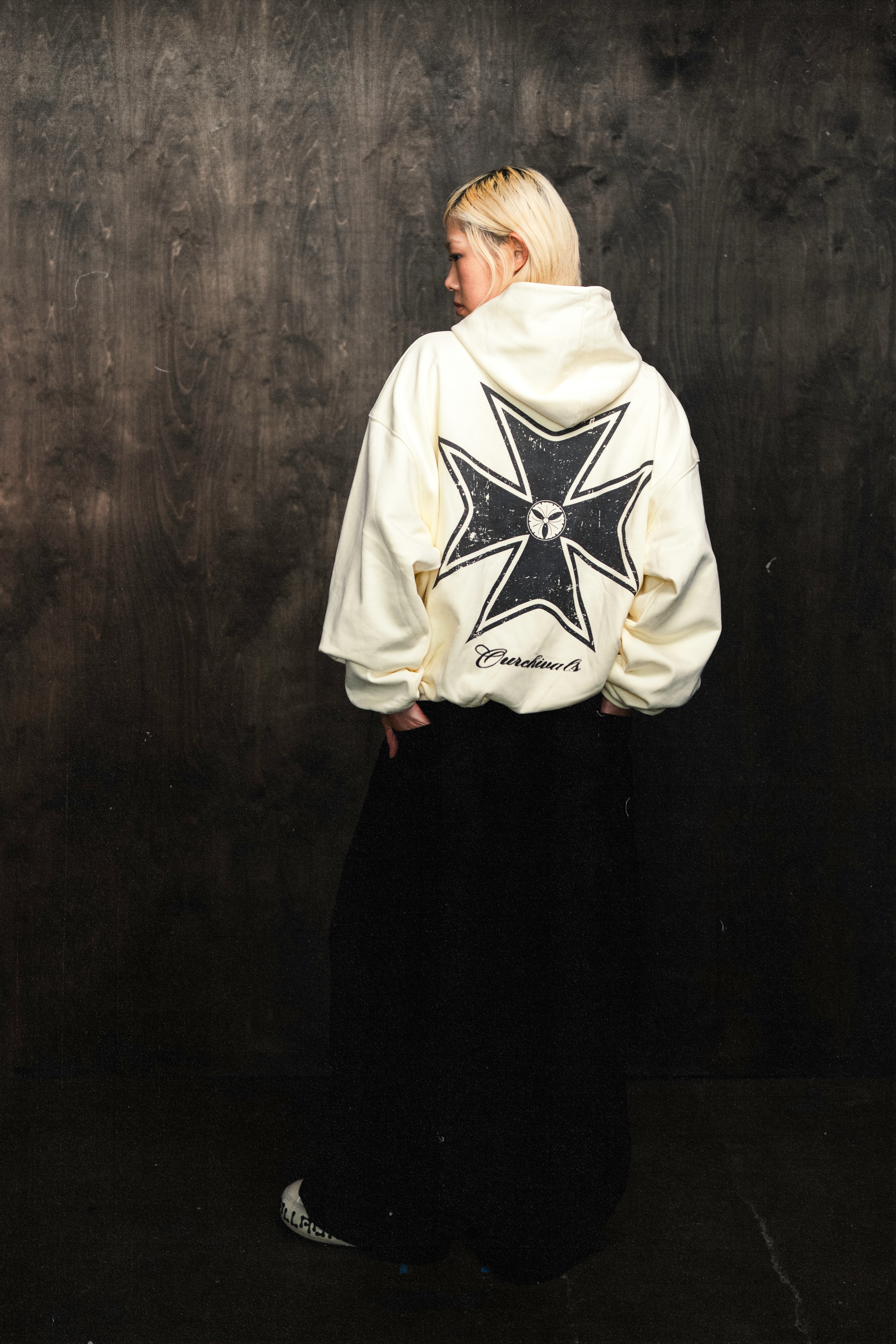 Maltese Cross Noir Hoodie